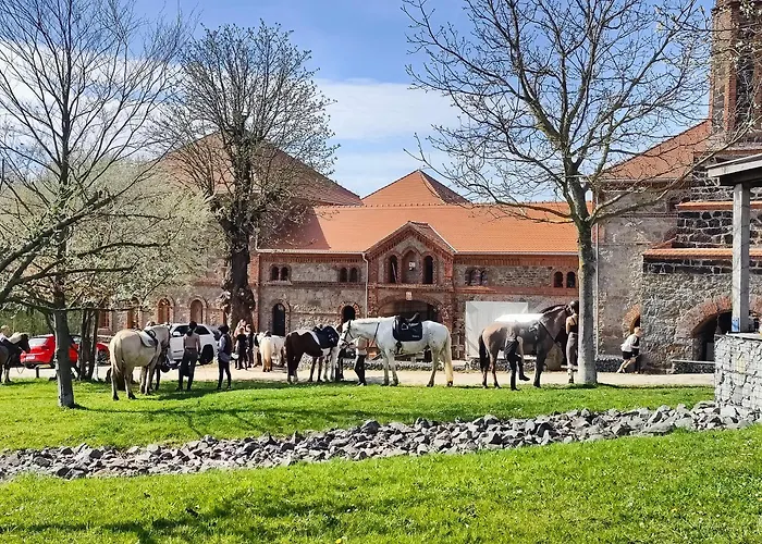 Apartman Hexenburgbeidresden Mit Sonnenterrasse, Alkovenbett, Wohn- Und Essbereich, Fussbodenheizung Und Klimaanlage, Decke